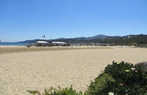 Charmant T2 avec Piscine, Tennis, Wifi et Garage à Bormes-les-Mimosas - FR-1-610-92 - Foto 13