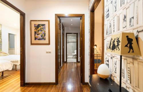 Lujoso y amplio piso con 5 habitaciones - Photo 24