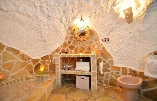 House&Cave Parking and Terrace, in the city - Foto 18