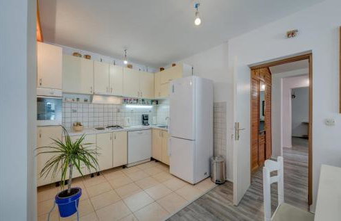 Awesome Home In Dugopolje With Wifi - Foto 36