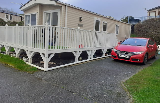 Cozy Chalet Sleeps 4 With Garden - Foto 1