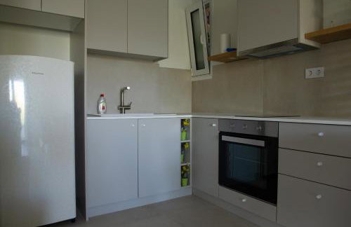 La Mer Bleue Beachfront Boutique Apartments - Photo 20