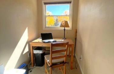 Quiet Basalt Home Fenced Yard, Work Space, Pets ok - Foto 12