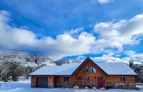 Skyfall Cabin. Stunning views, Hot Tub, minutes from Zion - Foto 2