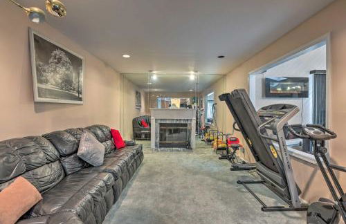 Jersey Home with Hot Tub and Private Pool! - Foto 8