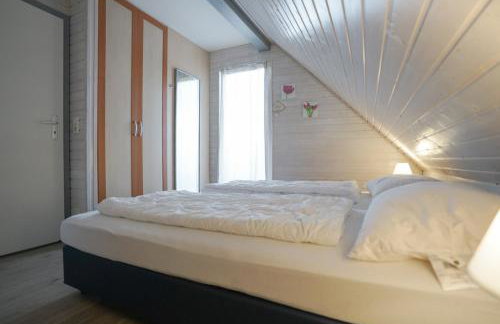 Ferienhaus "Gestiefelter Kater" am See im Bergland - Photo 5