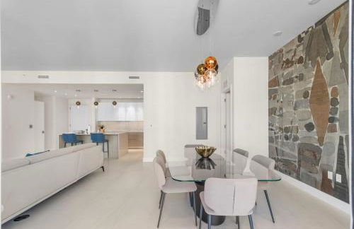 Luxe 2BR 2.5BA Ocean View Condo in Amrit Resort - Foto 15