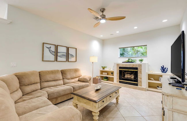 Private Pool, Pond Views, & Bonus Lounge in Gated Naples Community Drive to Dining & Sand - Foto 15