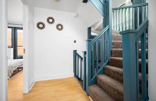 Spacious 4-bedroom House in Birmingham near city centre with Parking and ideal for families and groups - Foto 14