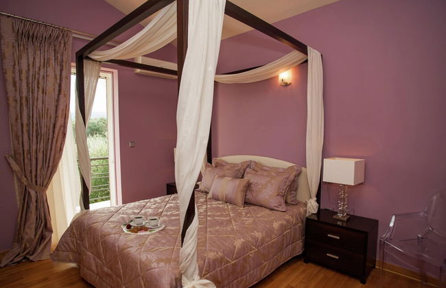 Villa With Private Pool, BBQ Area - Photo 6