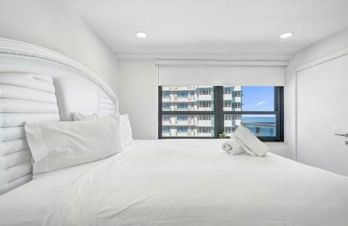 Oceanfront Escape with Resort Amenities Gym Pools and Sauna 1408 - Foto 6