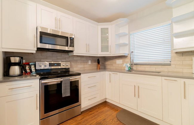 Northwood Harbor Home 3 Bed/ 3 Baths, Beach, Shops & Restaurants - Foto 6