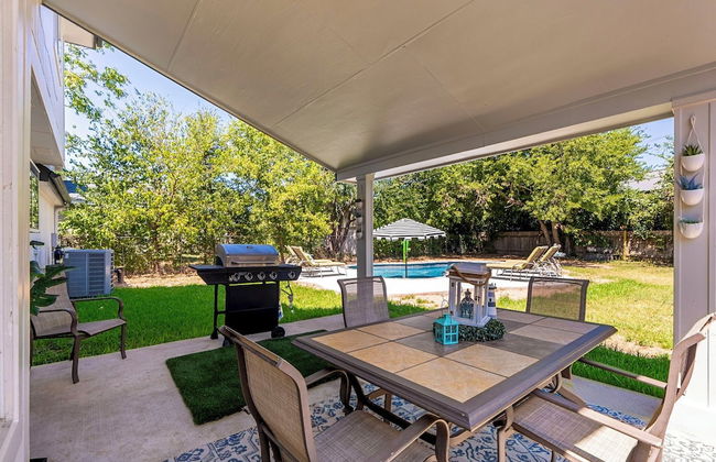 Fun 6BR Home with Private Theater & Pool - Photo 20