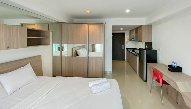 Homey And Nice Studio Tamansari The Hive Apartment - Foto 3, Habitación