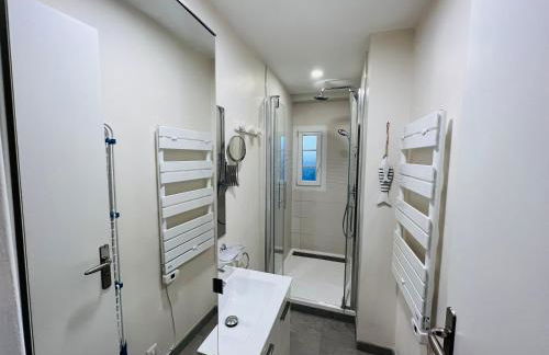 Bel appartement plein centre 100m de la mer - Photo 8