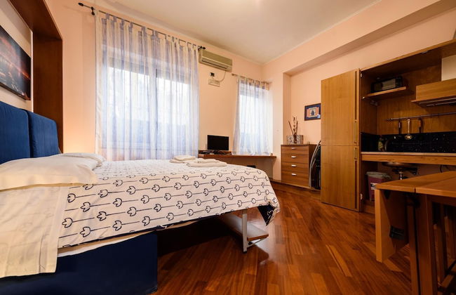 Via Avvocata 10 in Napoli - Photo 7