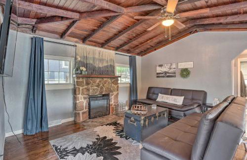 11 Mi to Dtwn Branson: Cottage in Rockaway Beach! - Photo 1