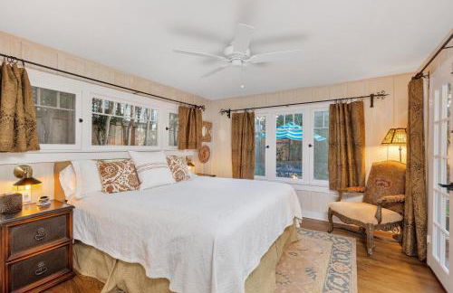 Seahorse Cottage in Secret Garden Sanctuary - Photo 16