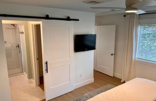 Sleeps 10, Approx 1 Mile to the Beach, Fully Renovated in 2025 - Foto 14