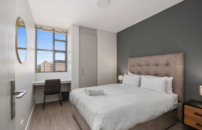 The Median Apartments - Photo 8