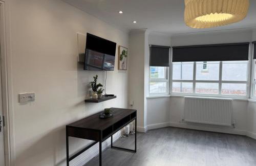 ResiLets - Berwick House - Large 4 Bed Townhouse - Contractor stays - Foto 6