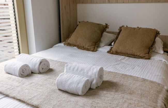 Modern Apartment With Large Terrace - Photo 29