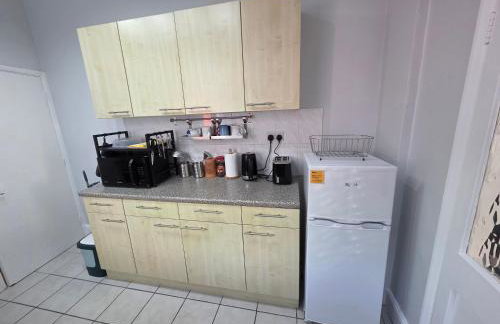 Stylish East London Stay 2Bed Home in Forest Gate - Foto 26