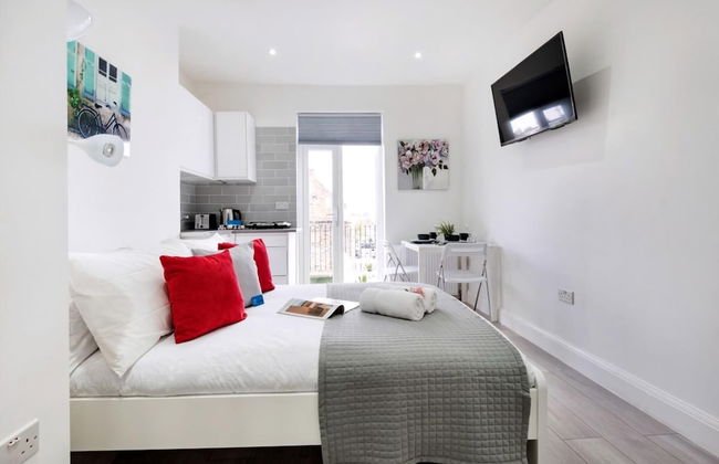 The Armadale Road Residence II - Photo 1