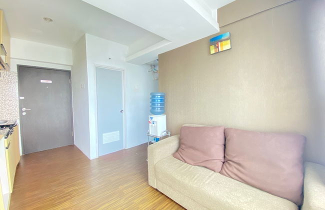 Quite 2Br Apartment Ac In Living Room At The Jarrdin Cihampelas - Foto 11