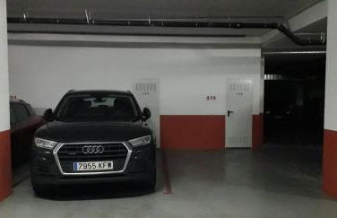 Atico céntrico con piscina comunitaria - Foto 22