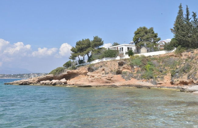 Salamis Beachfront House - Foto 1