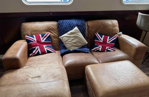 Selene Unique Luxury Houseboat Experience - Foto 39