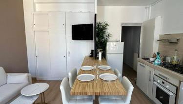 Nice - Appartement T3 rénové de 50 M2 classé 2 étoiles - Foto 4