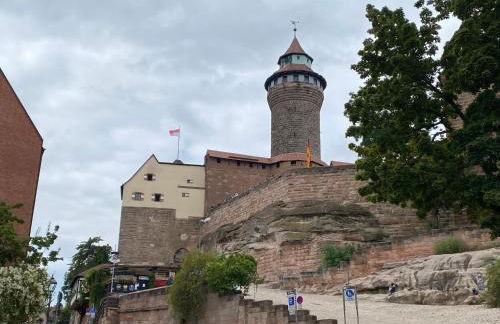 Moderne Apartments in Top-Altstadt-Lage - privates Parken - Nähe Hauptmarkt - Foto 6