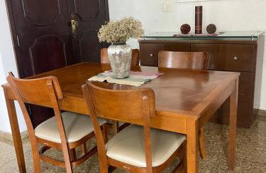 Casa com Piscina, Churrasqueira e Quartos amplos - Foto 33