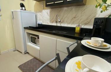 Kitnet Moderna, confortável , climatizada é linda 7A - Foto 2