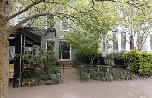 Above Maxwell Wine Bar - Super Central 2Bed 2Bath - Foto 14