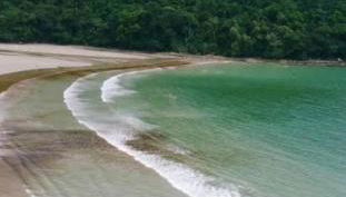 Chácara a 450mt da Praia Boracéia piscina infantil e outra adulto - Foto 2