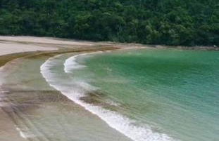 Chácara a 450mt da Praia Boracéia piscina infantil e outra adulto - Foto 2