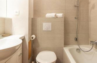 Spacieux Rhodo, 5pers, wifi, local à ski - Photo 14