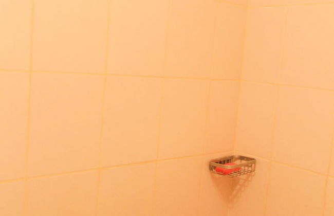 Comfy and Best View 2BR at Serpong Greenview Apartment - Foto 16