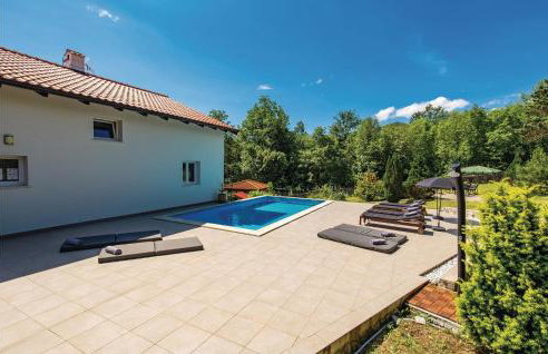 4 Bedroom Gorgeous Home In Jurdani - Photo 11