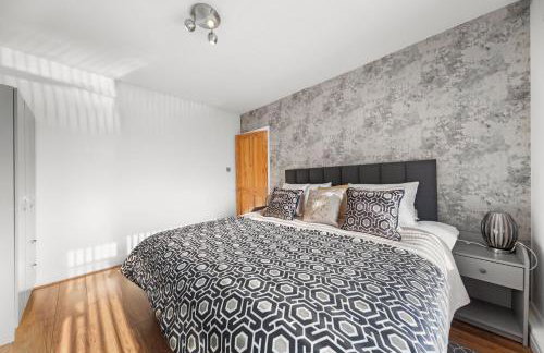 Peaceful 3-BR Home-Driveway, Sky-TV-Free WiFi - Foto 1