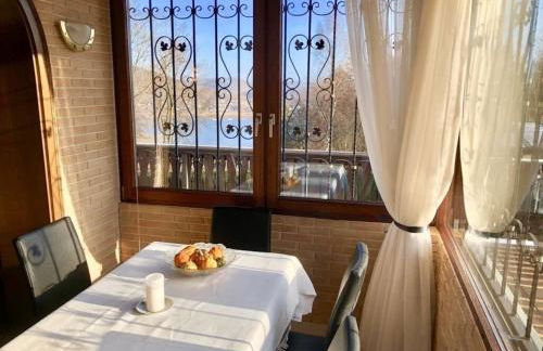 Haus mit Seeblick - Terrassen - großzügig auf 2 Ebenen - freistehend 1.000 qm - Foto 11