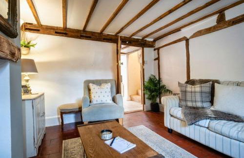 Poppy Cottage - Cosy 2 Bedroom, Perfect for Family! - Photo 26