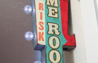 Game Night Downtown - BSU - Slots - Over 100 Games - Foto 53