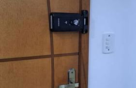 Apto aconchegante beira mar com ar no quarto - Foto 22