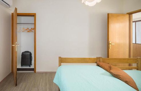 Cozy Home In Peresiji - Foto 36