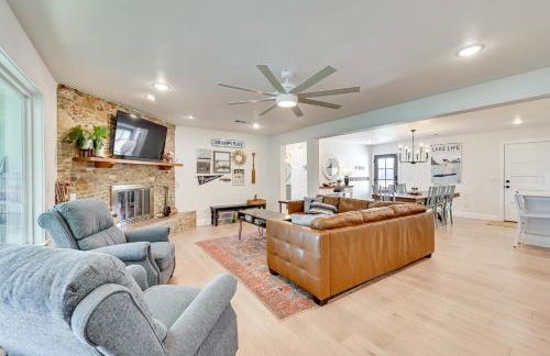 Modern, Spacious! Lake Buchanan Retreat with Hot Tub - Foto 5