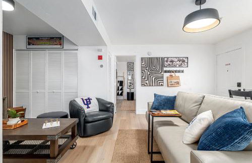 Modern & Stylish Condo Near UF, Shands & VA - Foto 8